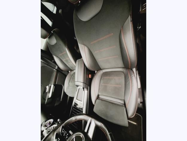 MERCEDES-BENZ GLA 200 d AMG Line  
