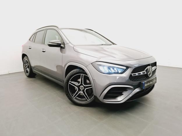 MERCEDES-BENZ GLA 200 d AMG Line  