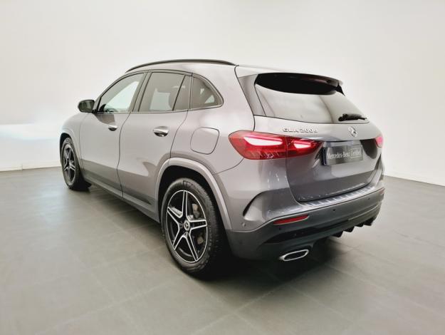 MERCEDES-BENZ GLA 200 d AMG Line  