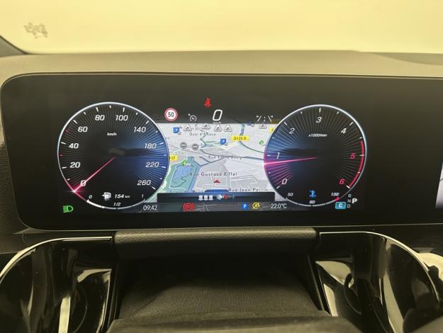 MERCEDES-BENZ GLA 200 d AMG Line  