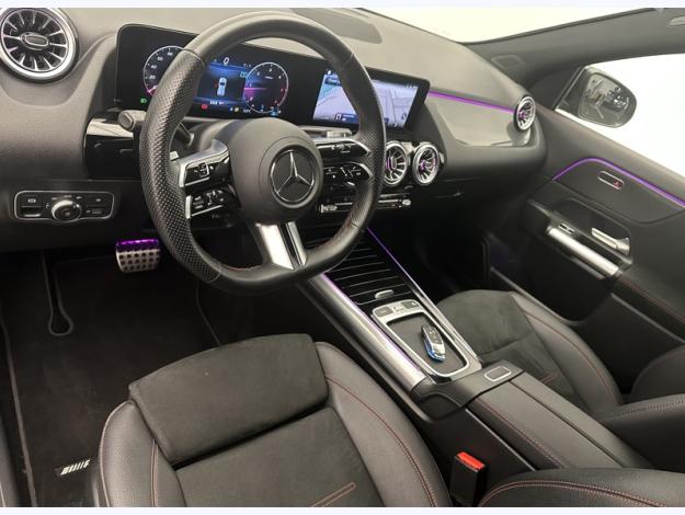 MERCEDES-BENZ GLA 200 d AMG Line  