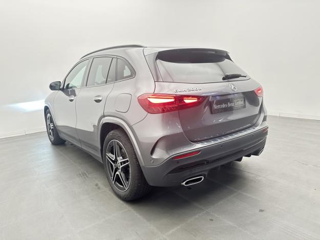 MERCEDES-BENZ GLA 200 d AMG Line  