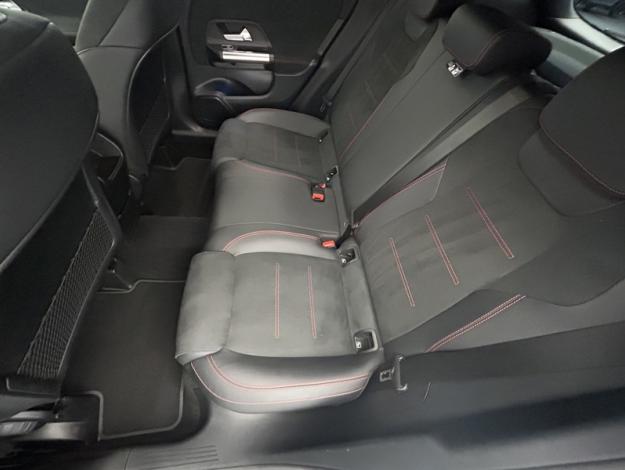 MERCEDES-BENZ GLA 200 d  