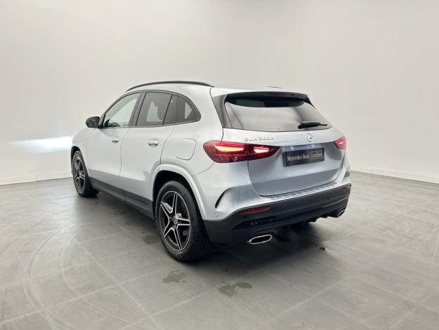 MERCEDES-BENZ GLA 200 d  