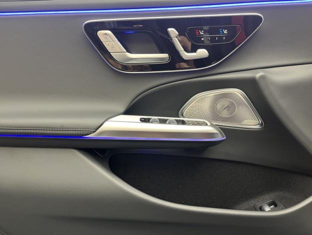 MERCEDES-BENZ Classe E Berline Mercedes-AMG E 53 HYBRID 4MATIC+ Berline  Mercedes-AMG E 53 HYBRID 4MATIC+ Berline