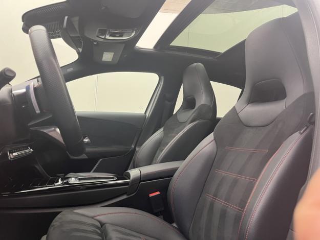 MERCEDES-BENZ Classe A 180 AMG Line  