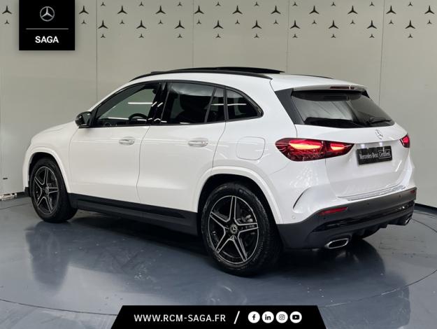 MERCEDES-BENZ GLA 200 AMG Line  