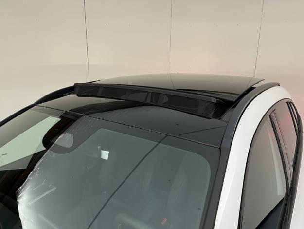 MERCEDES-BENZ GLA 200 AMG Line  