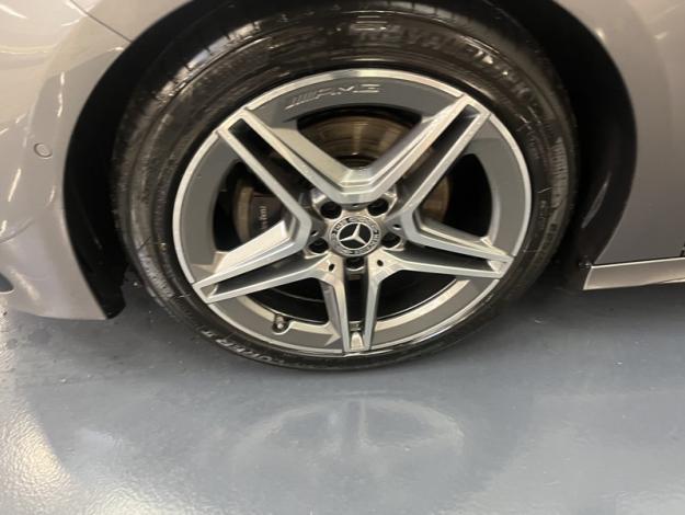 MERCEDES-BENZ Classe A 200 Berline AMG Line  