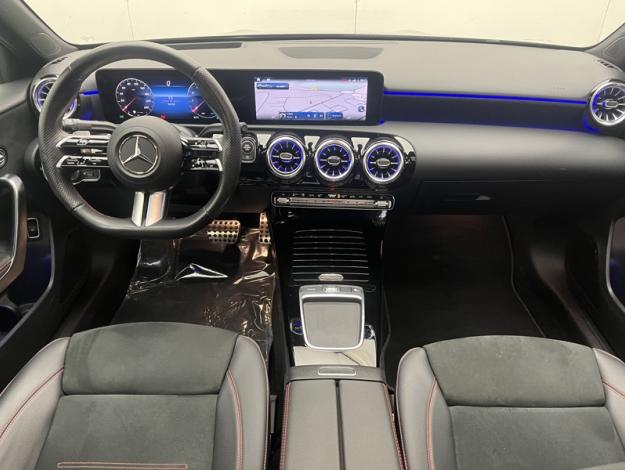 MERCEDES-BENZ Classe A 200 Berline AMG Line  