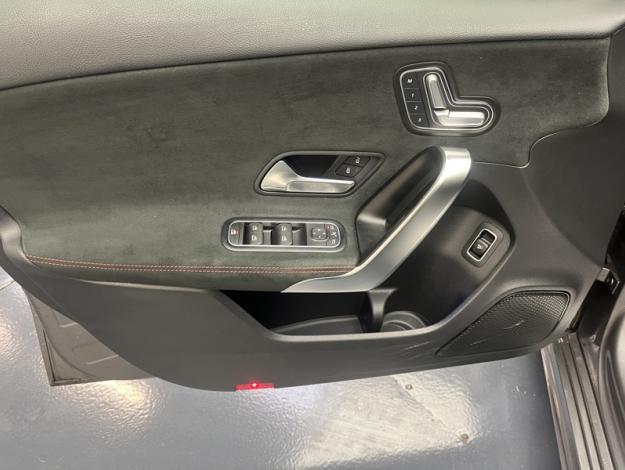 MERCEDES-BENZ Classe A 200 Berline AMG Line  