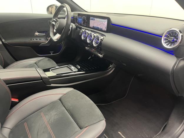 MERCEDES-BENZ Classe A 200 Berline AMG Line  