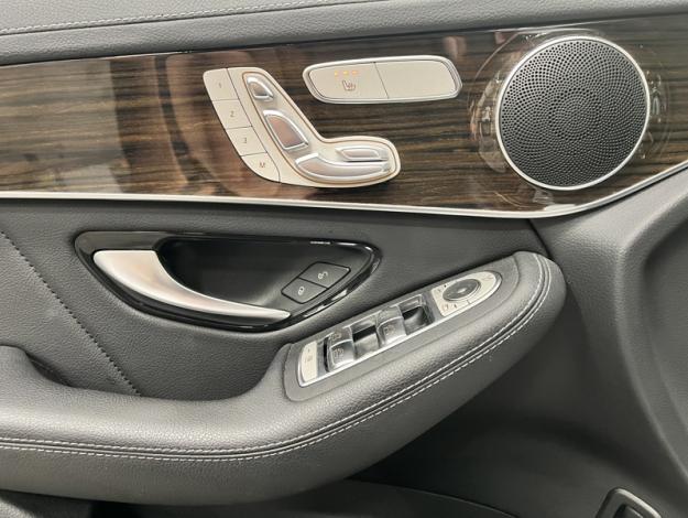 MERCEDES-BENZ GLC-KLASSE GLC 300 d 4MATIC Coupé