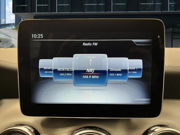 MERCEDES-BENZ GLA 200 d Urban  