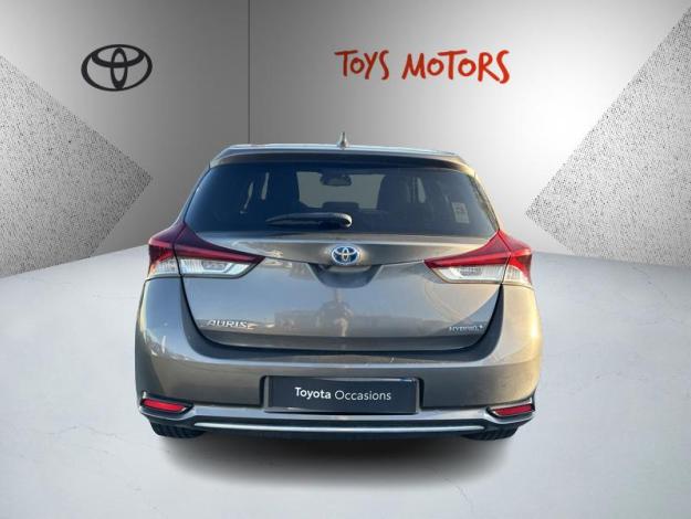 TOYOTA Auris 1.8 HYBRID 136h DESIGN  