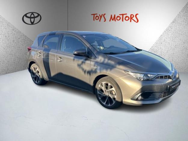 TOYOTA Auris 1.8 HYBRID 136h DESIGN  