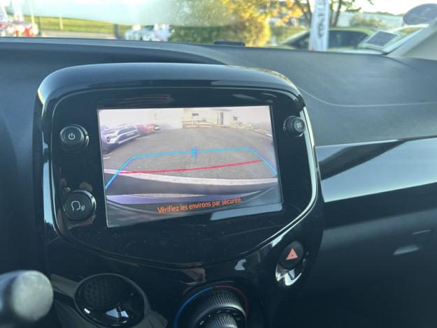 TOYOTA Aygo 1.0 VVT-i 72ch x-clusiv x-shift  