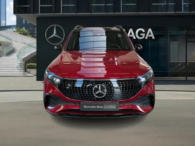 MERCEDES-BENZ EQB 250 + AMG Pack Night Attelage  