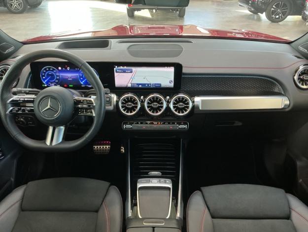 MERCEDES-BENZ EQB 250 + AMG Pack Night Attelage  