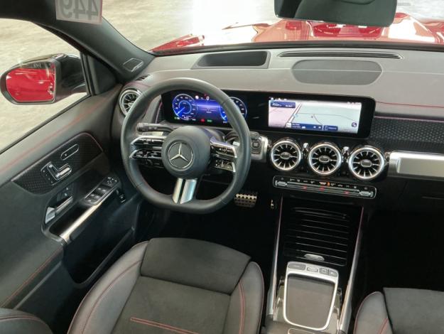 MERCEDES-BENZ EQB 250 + AMG Pack Night Attelage  