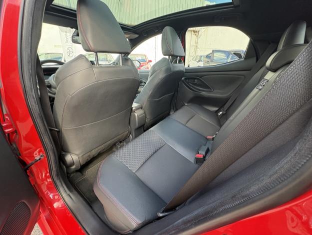 TOYOTA Yaris Hybrid Premiere  116 ch 