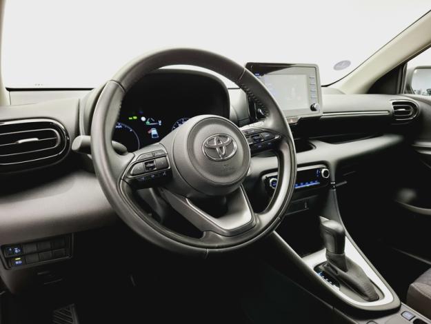 TOYOTA Yaris 1.5 116H DYNAMIC   