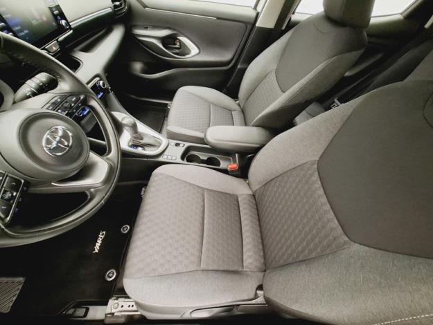 TOYOTA Yaris 1.5 116H DYNAMIC   