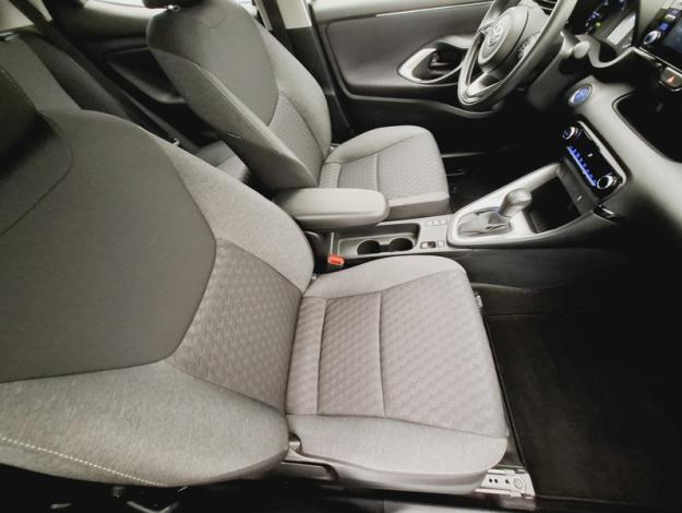 TOYOTA Yaris 1.5 116H DYNAMIC   