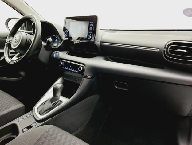 TOYOTA Yaris 1.5 116H DYNAMIC   