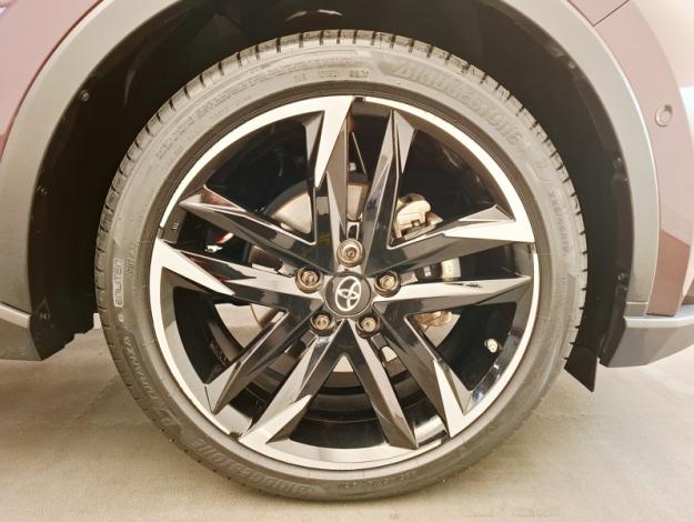 TOYOTA C-HR 2.0 HYBRIDE 184 GR SPORT  