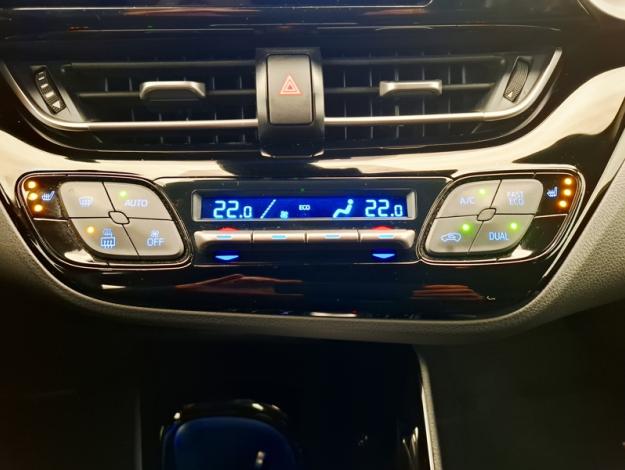 TOYOTA C-HR 2.0 HYBRIDE 184 GR SPORT  