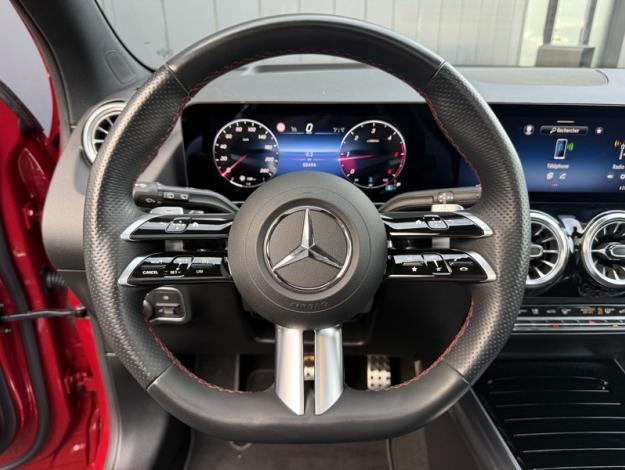 MERCEDES-BENZ GLA 200 d AMG Line  