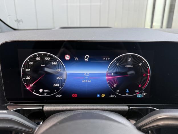 MERCEDES-BENZ GLA 200 d AMG Line  