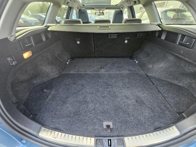 TOYOTA Auris Touring Sports Hybride 136h Executive  