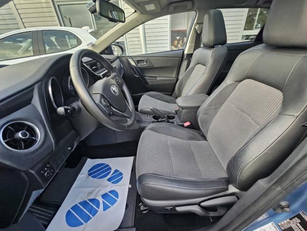 TOYOTA Auris Touring Sports Hybride 136h Executive  