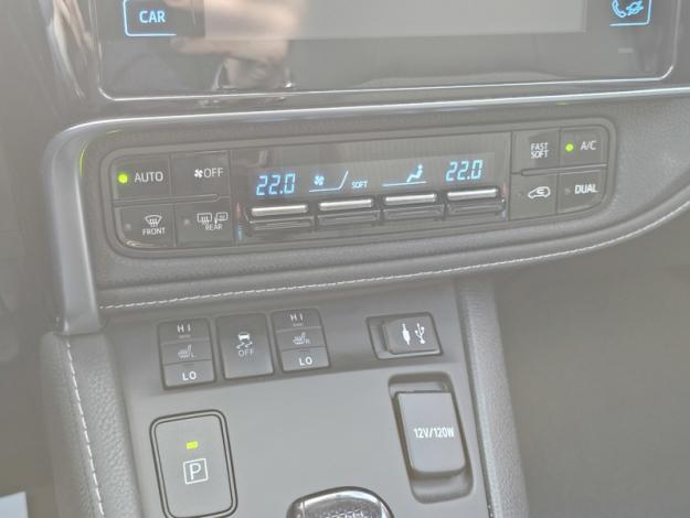 TOYOTA Auris Touring Sports Hybride 136h Executive  