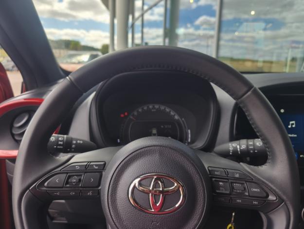 TOYOTA Aygo X Design  1.0 72 ch 