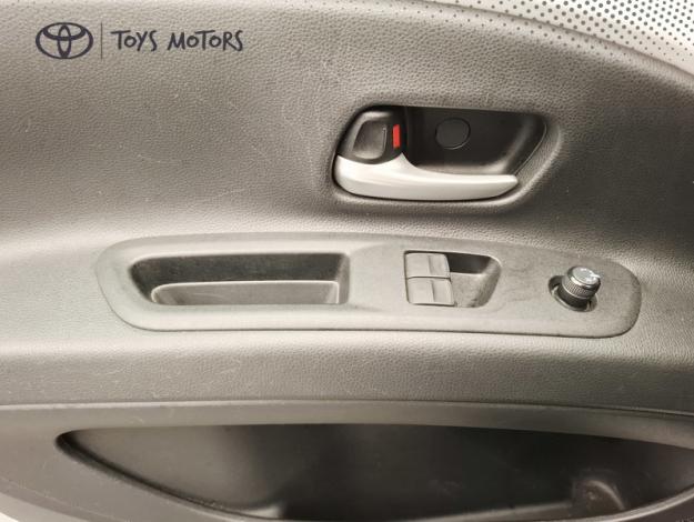 TOYOTA Aygo X 1.0 S-CVT 72 DYNAMIC  