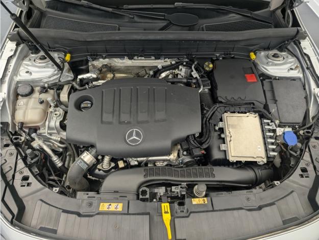 MERCEDES-BENZ GLB 200 d Business Line  GLB 200 d Business Line