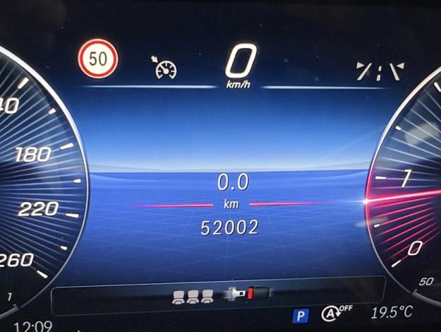 MERCEDES-BENZ GLA 200 d 150ch AMG Line 8G-DCT  