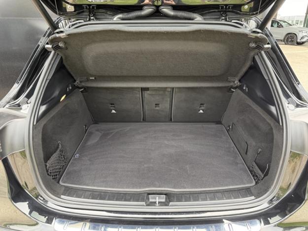 MERCEDES-BENZ GLA 180 d 116ch AMG Line 8G-DCT  