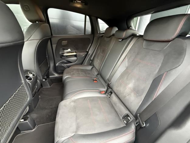 MERCEDES-BENZ GLA 180 d 116ch AMG Line 8G-DCT  