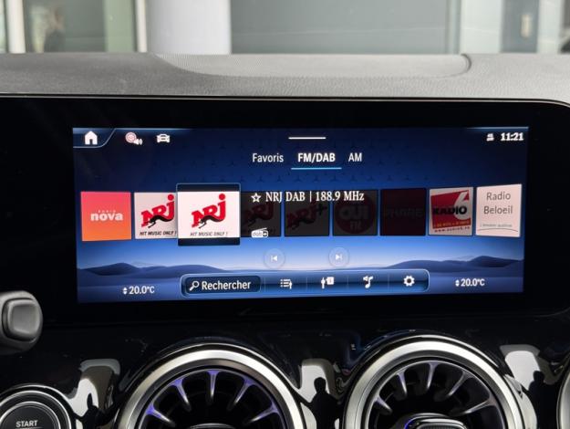 MERCEDES-BENZ GLA 180 d 116ch AMG Line 8G-DCT  