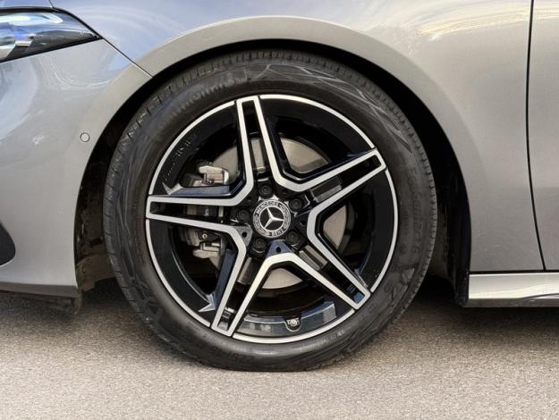 MERCEDES-BENZ Classe A 200 d AMG Line  