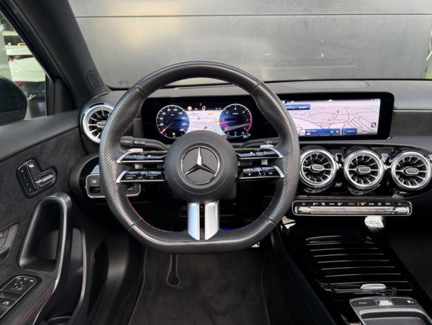 MERCEDES-BENZ Classe A 200 d AMG Line  