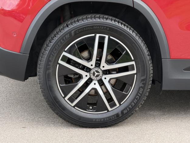 MERCEDES-BENZ GLA 200 d Progressive Line  GLA 200 d Progressive Line