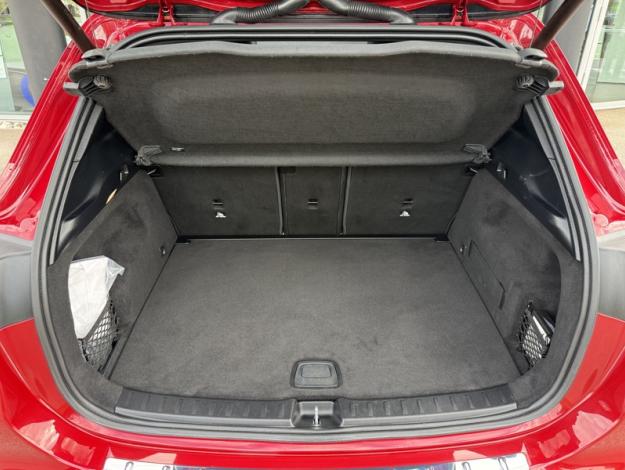 MERCEDES-BENZ GLA 200 d Progressive Line  GLA 200 d Progressive Line