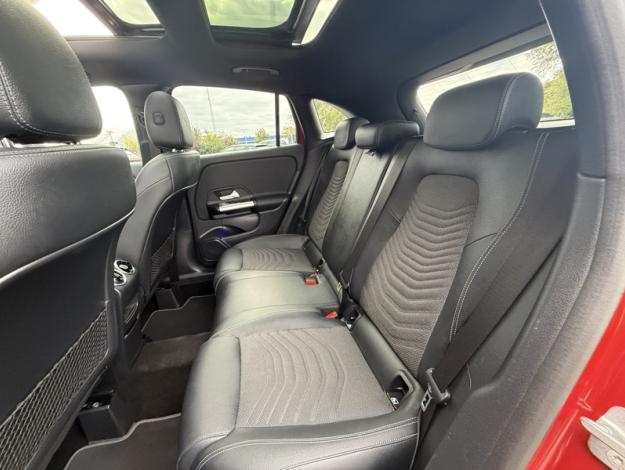 MERCEDES-BENZ GLA 200 d Progressive Line  GLA 200 d Progressive Line