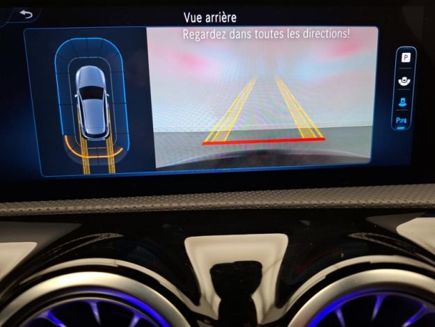 MERCEDES-BENZ Classe A 180 AMG Line  
