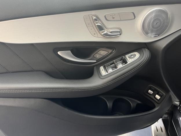 MERCEDES-BENZ GLC Coupé GLC 300e 4MATIC Coupé AMG Line  